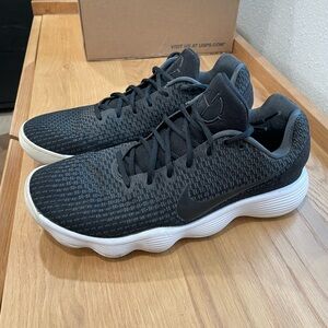 Nike Hyperdunk Black and White Basketball Shoes
